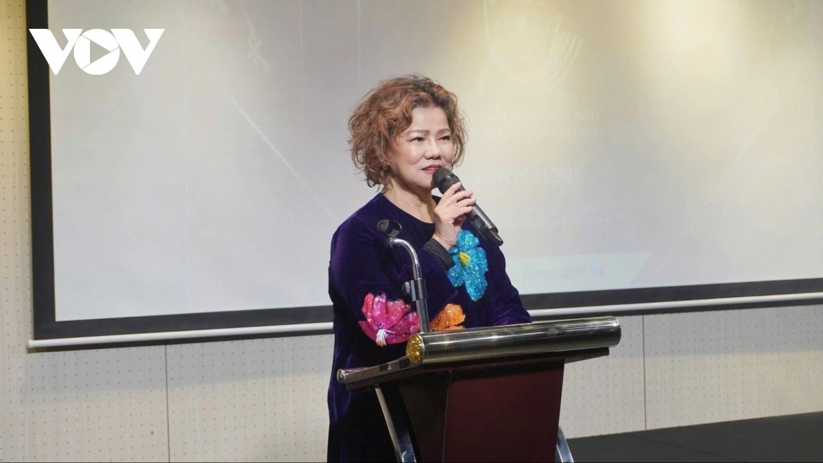 NSND Thanh Hoa cho rằng mình may mắn khi được công tác tại Đài TNVN, nhờ thế mà tiếng hát của bà vang vọng đến khắp mọi miền Tổ quốc.