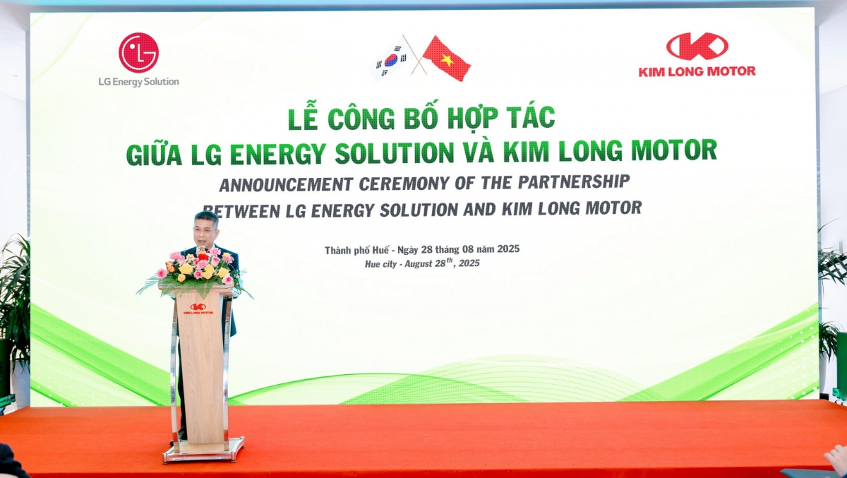 Ông Hồ Công Hải - Tổng Giám đốc Kim Long Motor phát biểu