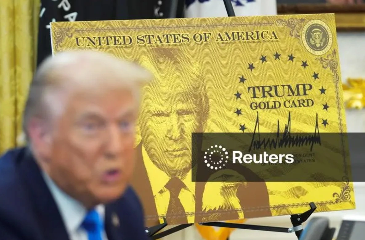 Tổng thống Trump ngày 19/9 chính thức công bố chương trình “thẻ vàng” trị giá 1 triệu USD. Ảnh: Reuters