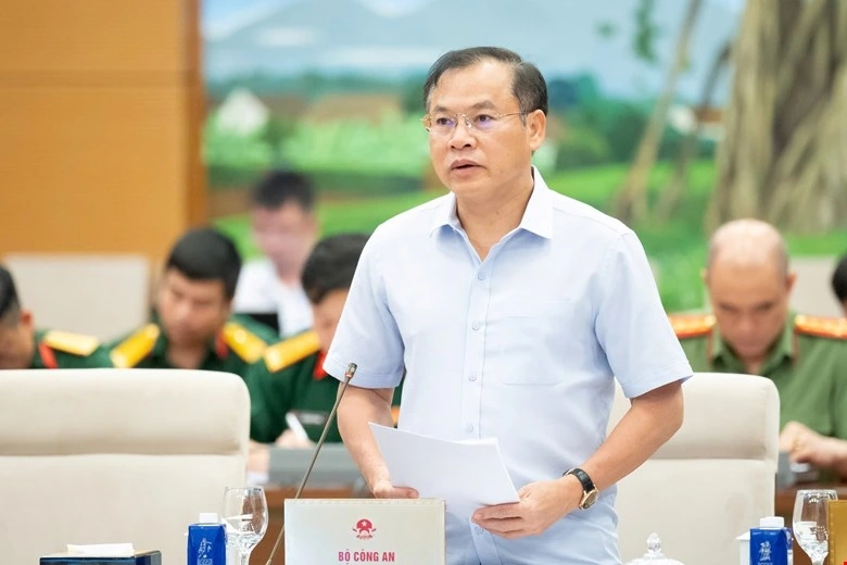 Thứ trưởng Bộ Công an Nguyễn Văn Long