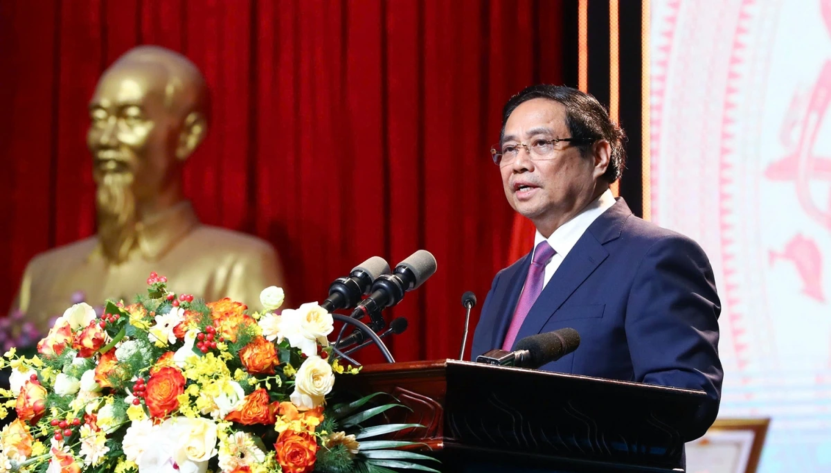 Phát biểu tại Lễ kỷ niệm, Thủ tướng Phạm Minh Chính ghi nhận, đánh giá cao công sức, trí tuệ, cống hiến và những đóng góp quan trọng của các thế hệ cán bộ, phóng viên, biên tập viên, kỹ thuật viên, phát thanh viên, nghệ sỹ, người lao động của VOV đối với nền báo chí cách mạng Việt Nam. Đồng thời, Thủ tướng đề nghị VOV phải xác định rõ tầm nhìn, xây dựng chiến lược, chương trình, kế hoạch cụ thể hiện thực hoá khát vọng, quyết tâm trở thành một trong những đài phát thanh hàng đầu trong khu vực, tiếp tục giữ vững và phát huy hơn nữa trọng trách "Tiếng nói Việt Nam", nhìn xa, trông rộng, nghĩ sâu, làm lớn.