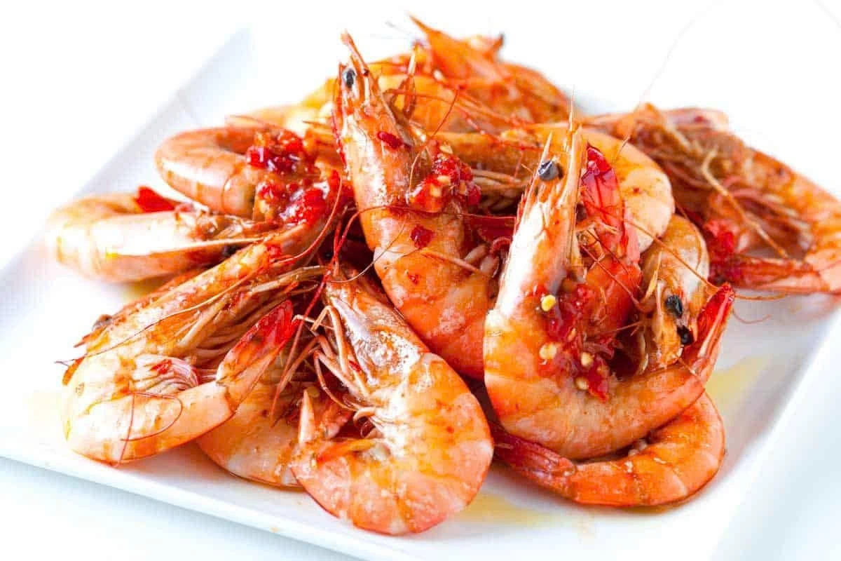 Tôm được xem là nguồn thực phẩm bổ sung đạm và khoáng chất quan trọng cho mọi lứa tuổi.