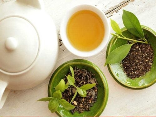 Trà xanh có thể tiêu diệt các hợp chất lưu huỳnh có trong hành sống