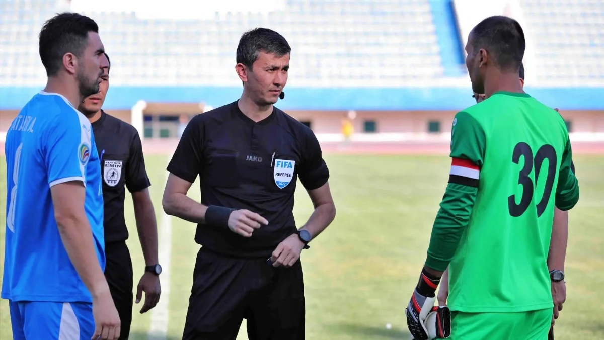 Trọng tài Mammedov Resul sẽ cầm còi trận đấu giữa U23 Việt Nam vs U23 Bangladesh. (Ảnh: Turkmenpotal)