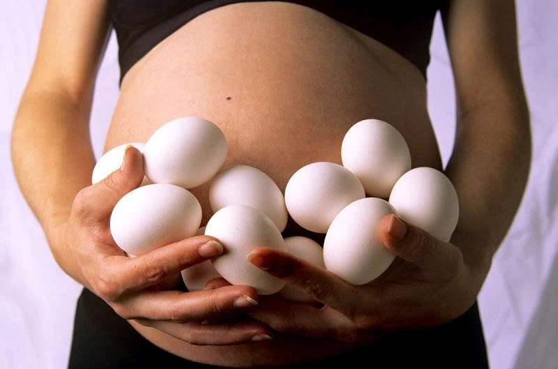 So với trứng gà, trứng ngỗng có hàm lượng dinh dưỡng thấp hơn, đặc biệt thiếu một số vitamin quan trọng