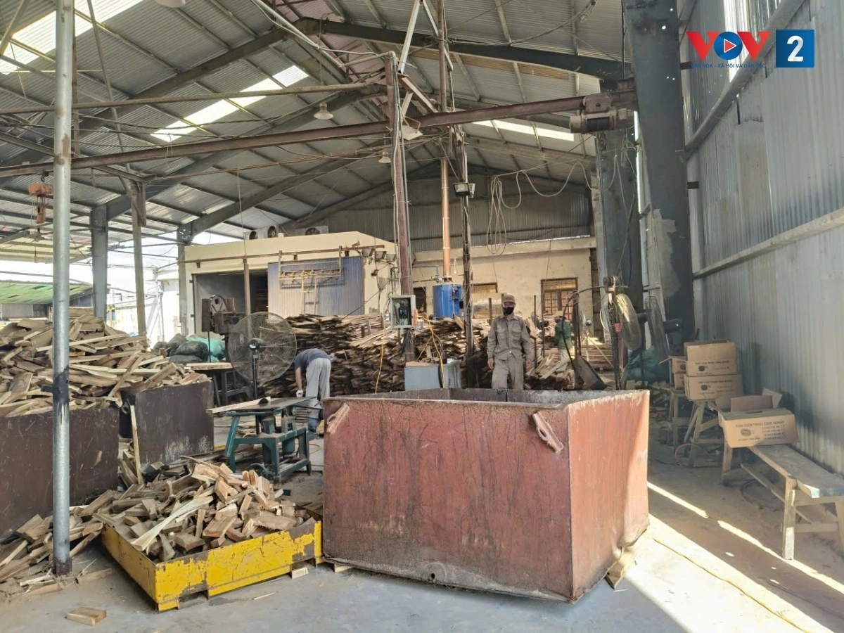 Cơ sở sản xuất nơi ông Vương Văn Đạt làm việc
