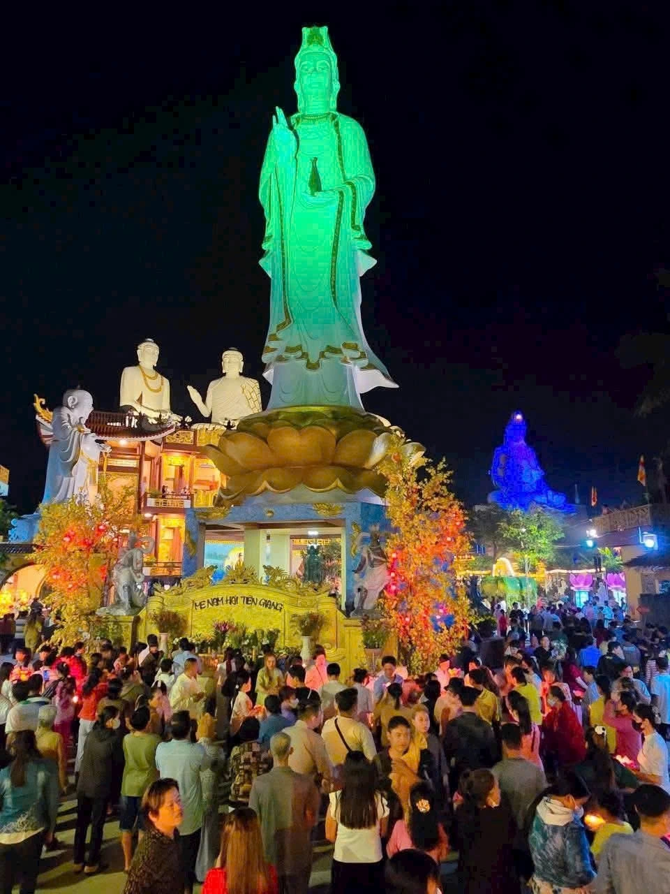 Những bất cập như nêu trên đã ảnh hưởng đến hoạt động tôn giáo, du lịch tại chùa Liên Hoa cần được sớm khắc phục