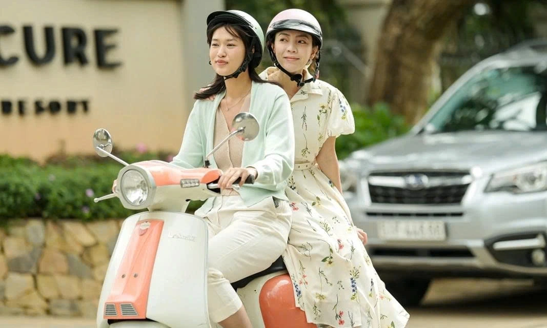 "Nụ hôn bạc tỷ". Ảnh: ĐPCC