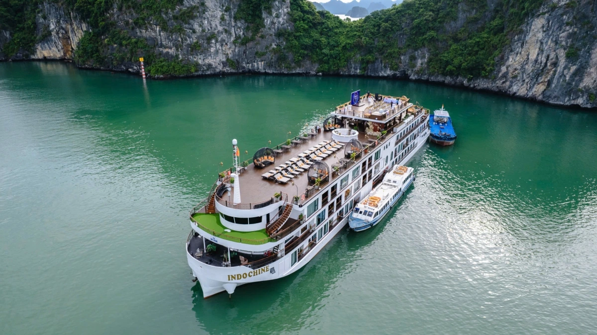 Tàu Indochine Hạ Long - sản phẩm yêu thích của đông đảo du khách