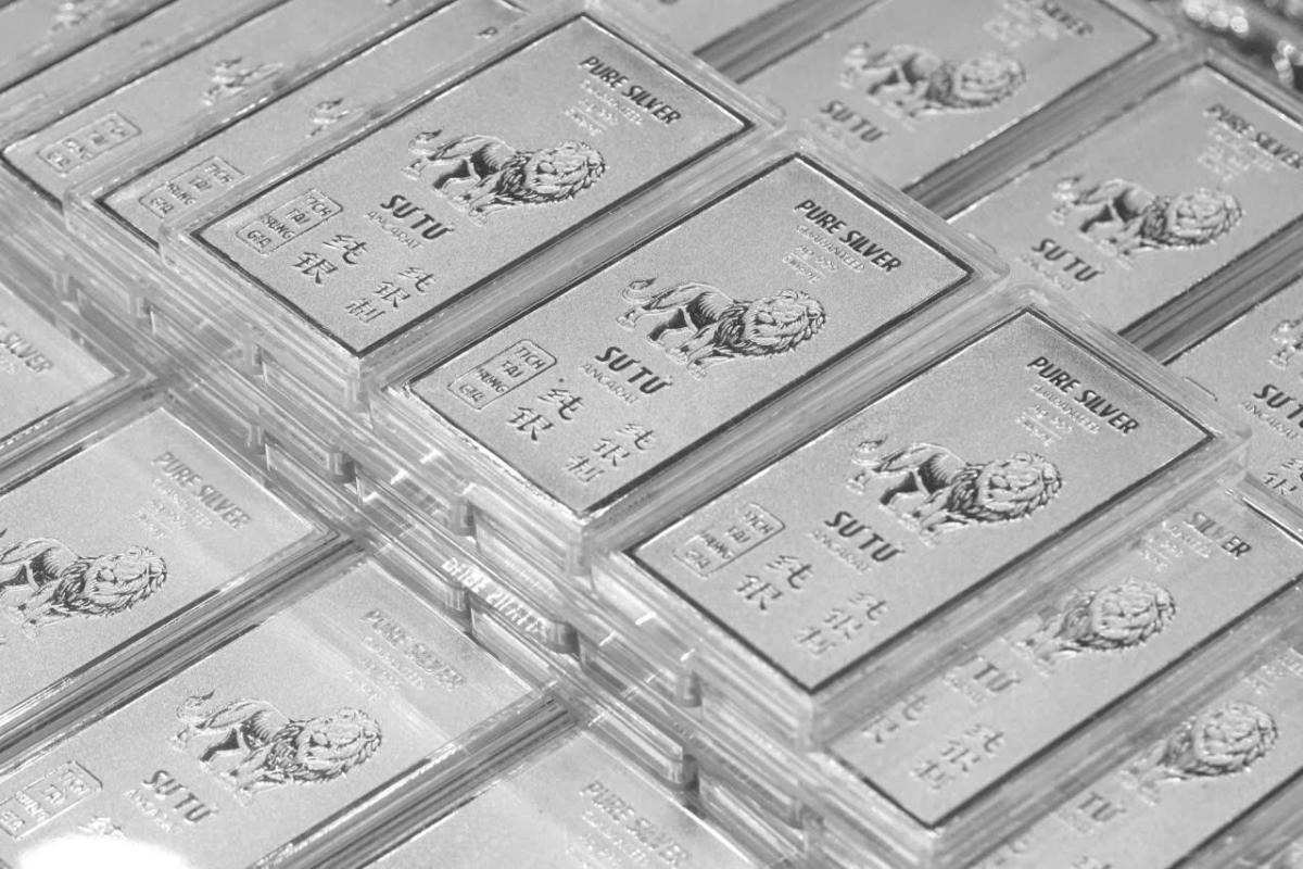 Bạc trong nước khan hiếm nguồn cung