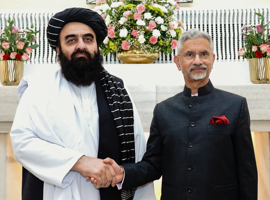 Bộ trưởng Ngoại giao Ấn Độ S. Jaishankar và người đồng cấp Afghanistan Amir Khan Muttaqi tại lễ đón và hội đàm ở New Delhi ngày 10/10 (Ảnh: ANI)