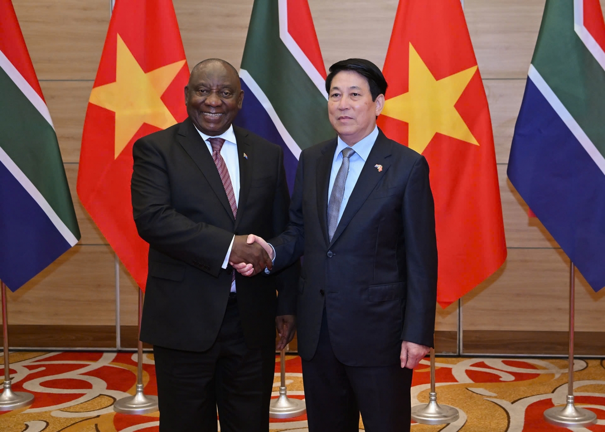 Chủ tịch nước Lương Cường và Tổng thống Nam Phi Matamela Cyril Ramaphosa tại chiêu đãi cấp nhà nước