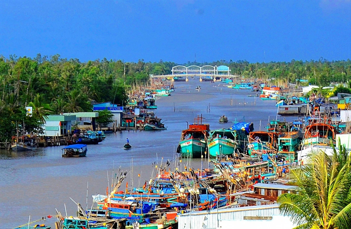 Các địa phương khác trên địa bàn tỉnh Cà Mau cũng đang tăng tốc số hóa tàu cá