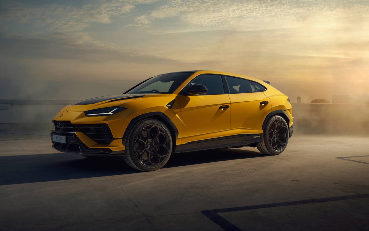 539399-lamborghini-urus-performante-une-suite-logique-pour-l-explosif-vus-italien.jpeg