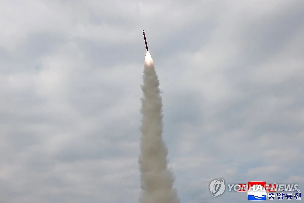 Triều tiên đã phóng thử một tên lửa hành trình vào hôm 28/10. Ảnh: KCNA - Yonhap News