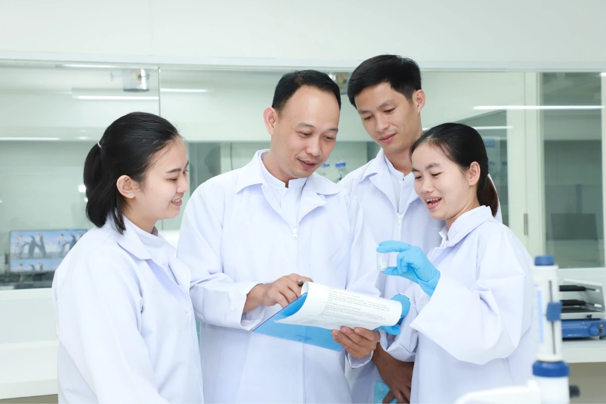 Phòng thí nghiệm của Acecook Việt Nam được vận hành bởi đội ngũ các nhân viên giàu chuyên môn