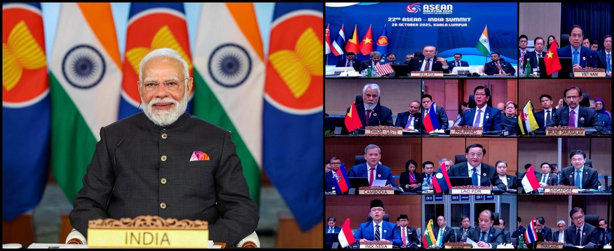 Thủ tướng Ấn Độ Narendra Modi và các nhà lãnh đạo ASEAN tại Hội nghị Thượng đỉnh Ấn Độ ASEAN lần thứ 22 diễn ra ngày 26/10. Ảnh: ANI