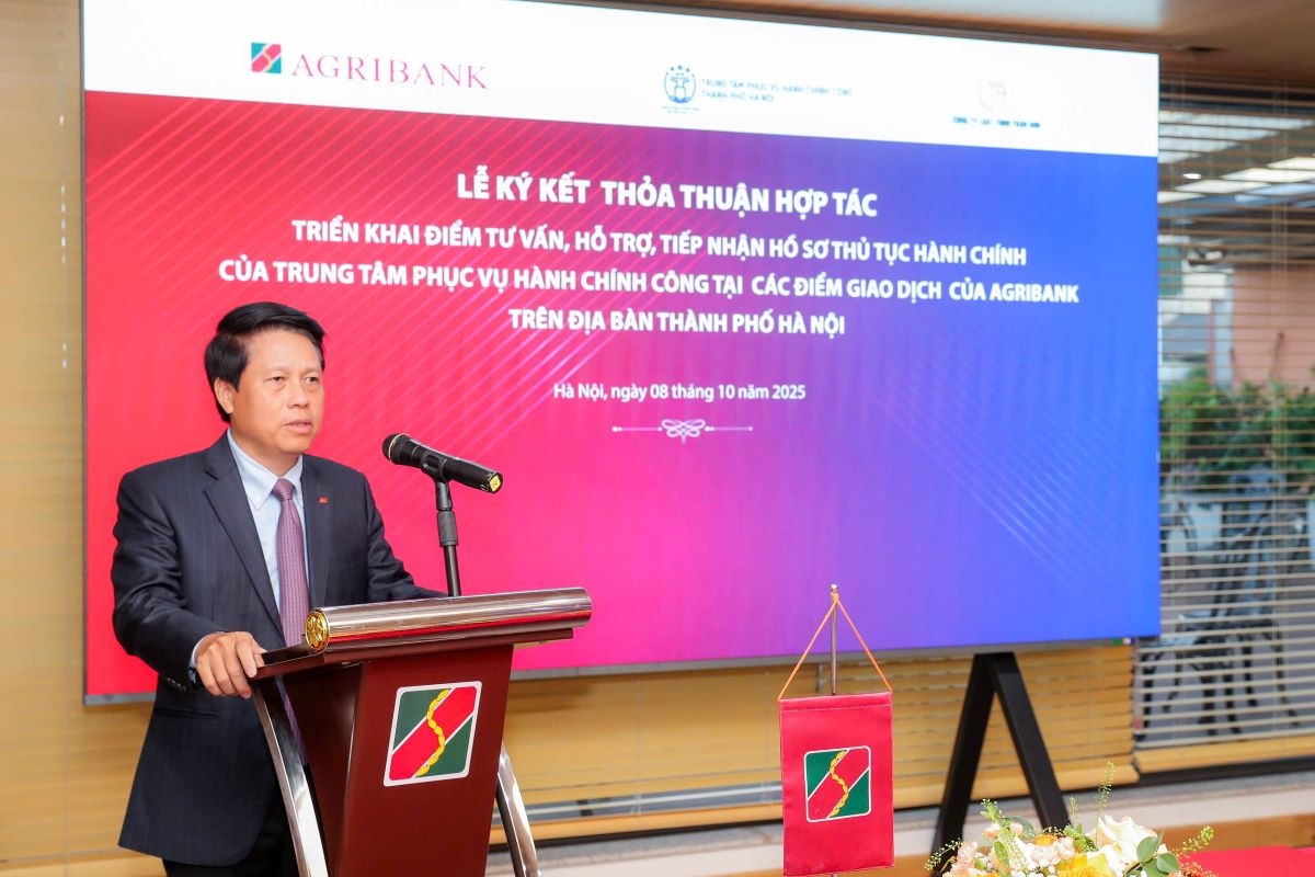 Ông Phạm Tiến Dũng - Phó Thống đốc Ngân hàng Nhà nước Việt Nam dự và phát biểu chỉ đạo tại lễ ký kết