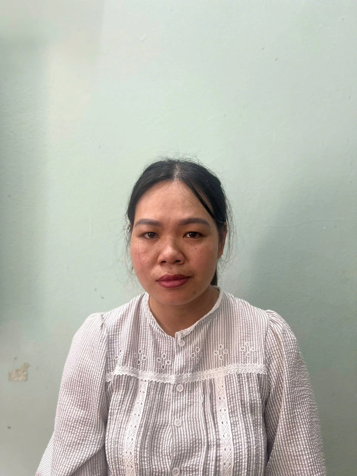 Phạm Thị Thủy tại cơ quan công an