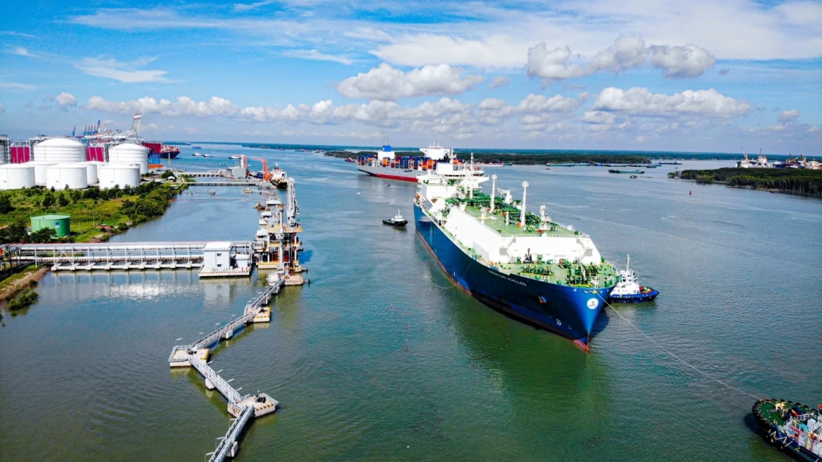 Kho cảng LNG Thị Vải 1 triệu tấn