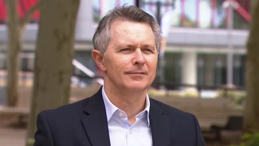 Bộ trưởng Giáo dục Australia Jason Clare. Nguồn: SBS