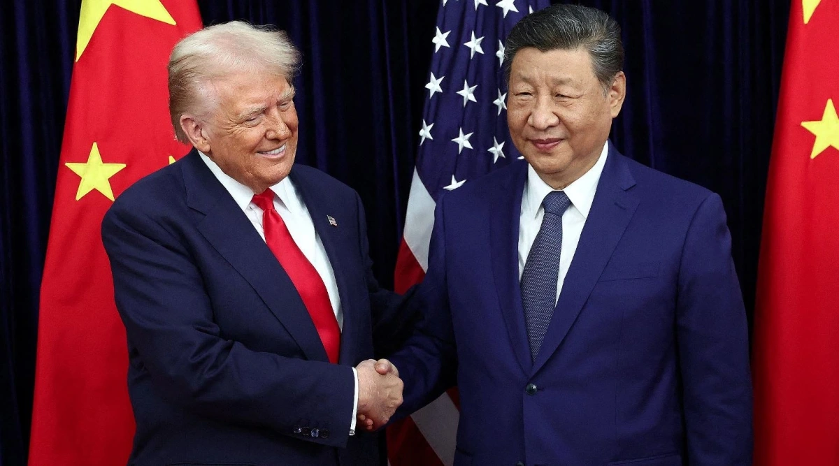 Ông Trump bắt tay ông Tập Cận Bình trong cuộc gặp tại Hàn Quốc ngày 30/10. Ảnh: Reuters