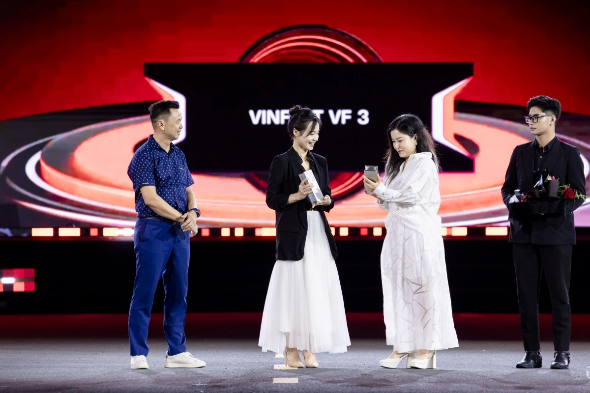 VinFast VF 3 đạt Giải thưởng Xe GenZ của CCA 2025