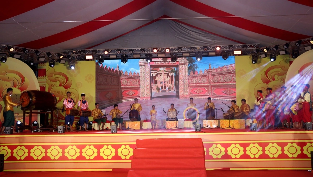 Tiết mục trình diễn của đơn vị xã Cầu Kè