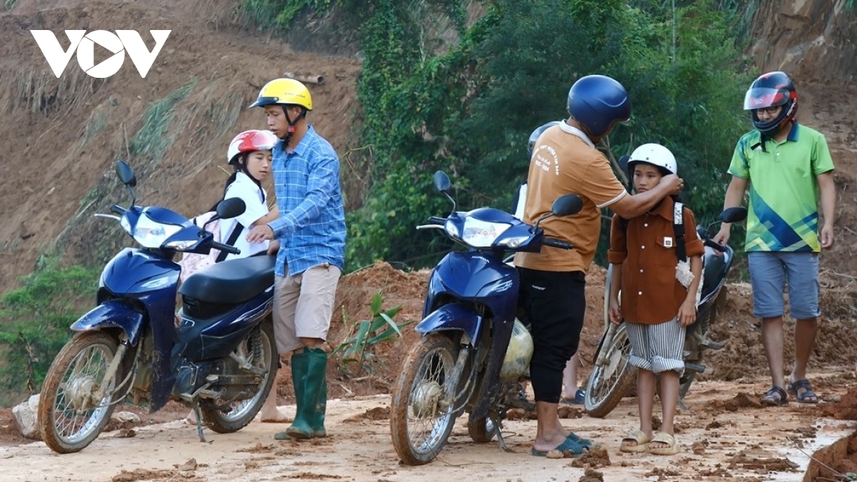 Các địa phương, trường học ở Đà Nẵng chủ động cho học sinh nghỉ học ứng phó với bão và mưa lớn