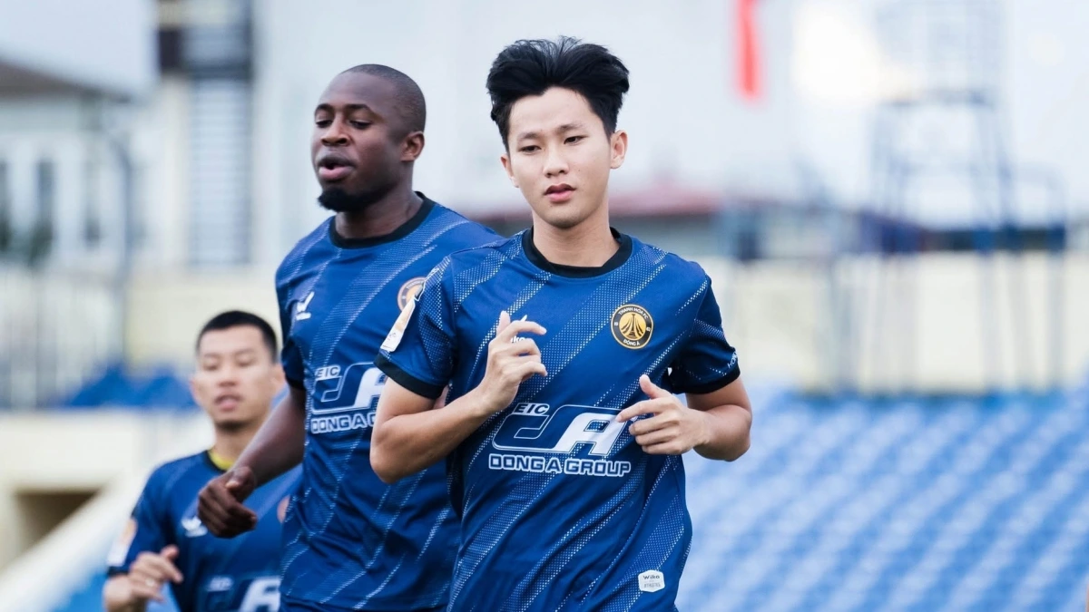 Tiền vệ Damoth Thongkhamsavath đang thi đấu trong màu CLB Thanh Hóa tại V-League 2025/2026. (Ảnh: CLB Thanh Hóa)