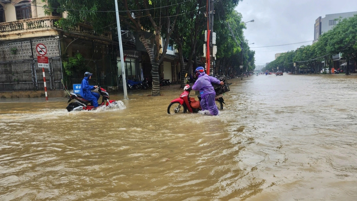Hà Tĩnh đến Quảng Ngãi có mưa to và dông