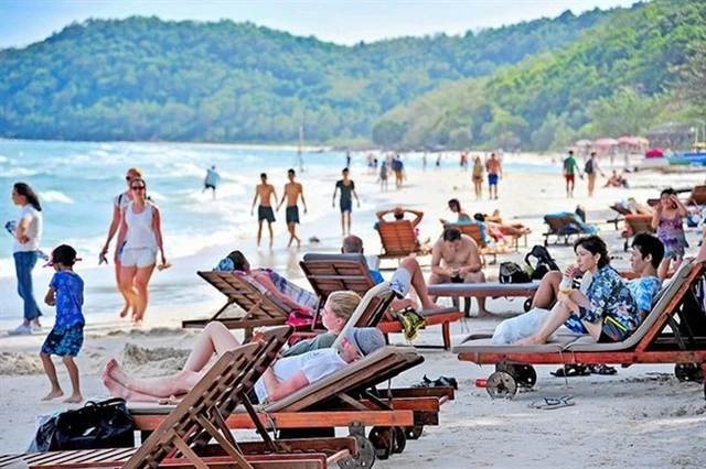 International tourists in Phu Quoc Island. Eastern European travellers are showing diverse preferences when exploring Vietnam with Phu Quoc Island leading searches. (Photo: vietnamnet.vn)