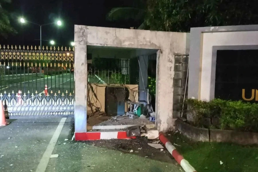 Hiện trường vụ đánh bom máy ATM tại tỉnh Pattani. Nguồn: Bangkok Post