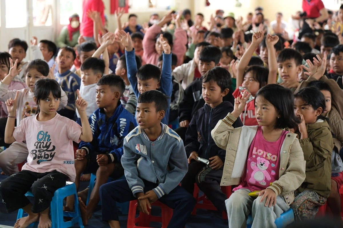 Đa số các em học sinh ở Tà Đùng là con em đồng bào dân tộc thiểu số - Ảnh: G.T