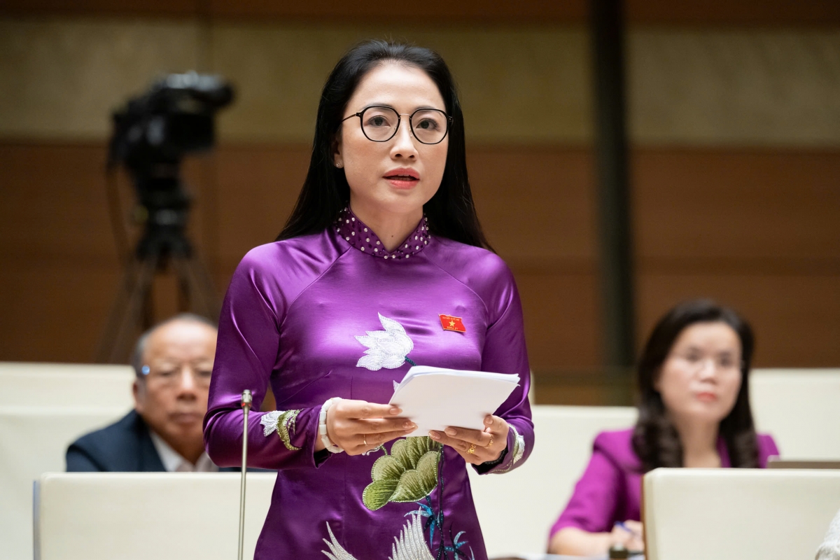 Đại biểu Trần Khánh Thu, đoàn Hưng Yên (Ảnh: Quốc hội)