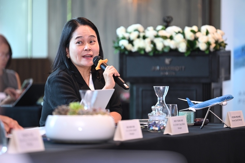 Kyoung Hee Kang, Korean Air’s Regional Manager for Vietnam speaks at the event (Photo: congthuong.vn)
