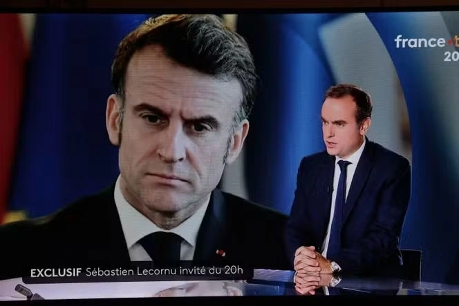 Phát biểu trên kênh truyền hình France 2, ông Lecornu khẳng định đã hoàn thành những nhiệm vụ được Tổng thống Emmanuel Macron giao phó. (Ảnh chụp màn hình)