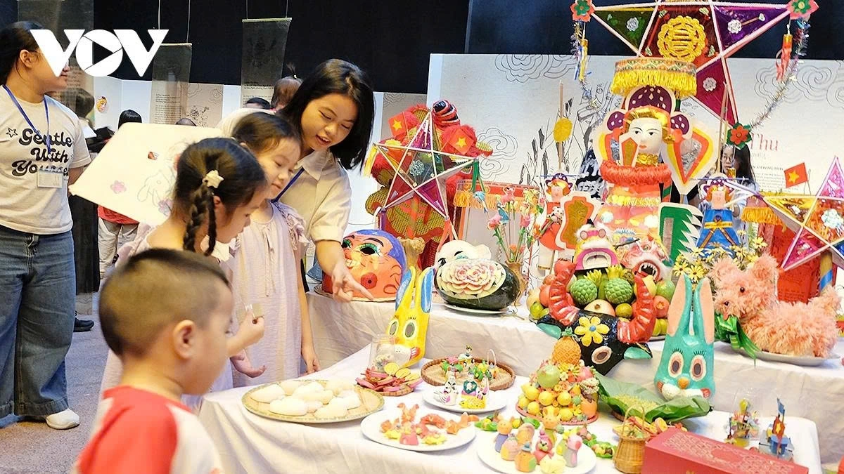 The traditional Mid-Autumn Festival 2025 programme brings joy and excitement, especially for children, while helping preserve and promote cultural values.