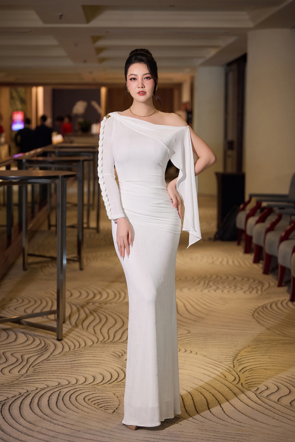 Sắc vóc Á hậu Thụy Vân sau nửa năm sinh con gái thứ 2