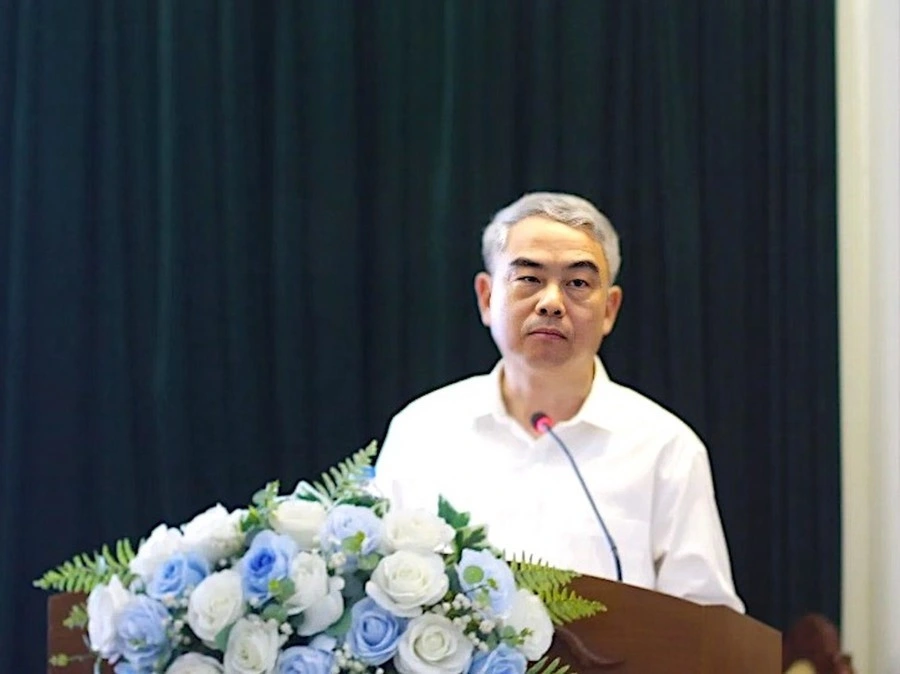 Ông Phạm Đồng Thụy, Giám đốc Sở GD-ĐT tỉnh Hưng Yên phát biểu tại hội thảo.