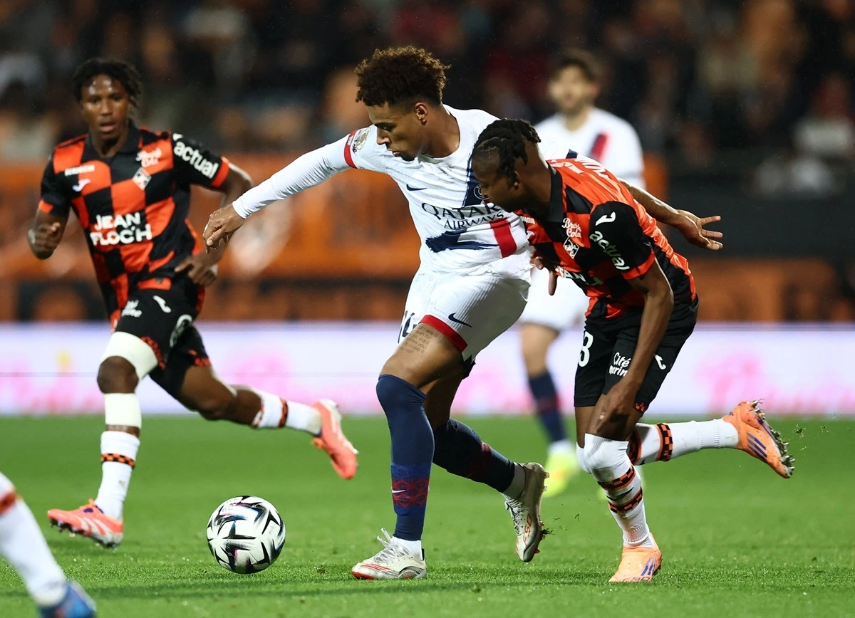 PSG tiếp tục mất điểm ở giải VĐQG Pháp Ligue 1. 