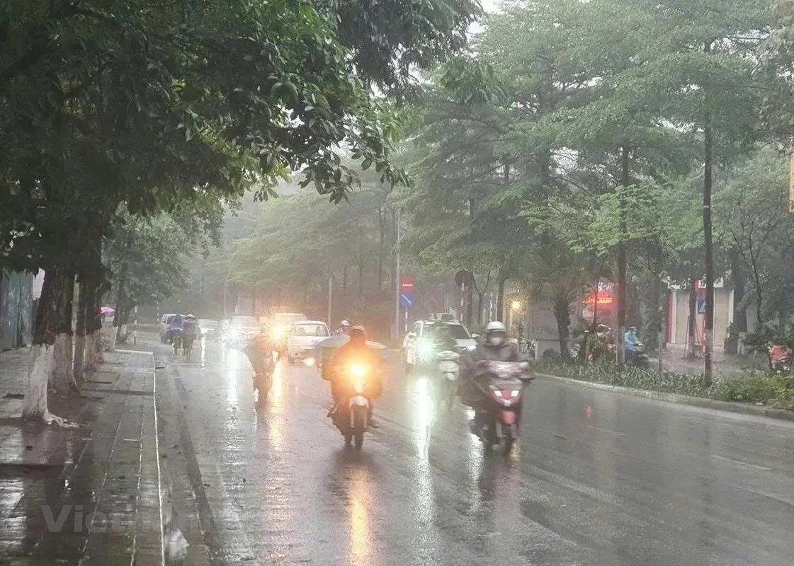 Mưa lớn tiềm ẩn nguy cơ gây ngập úng tại các vùng trũng, thấp, khu đô thị và khu công nghiệp