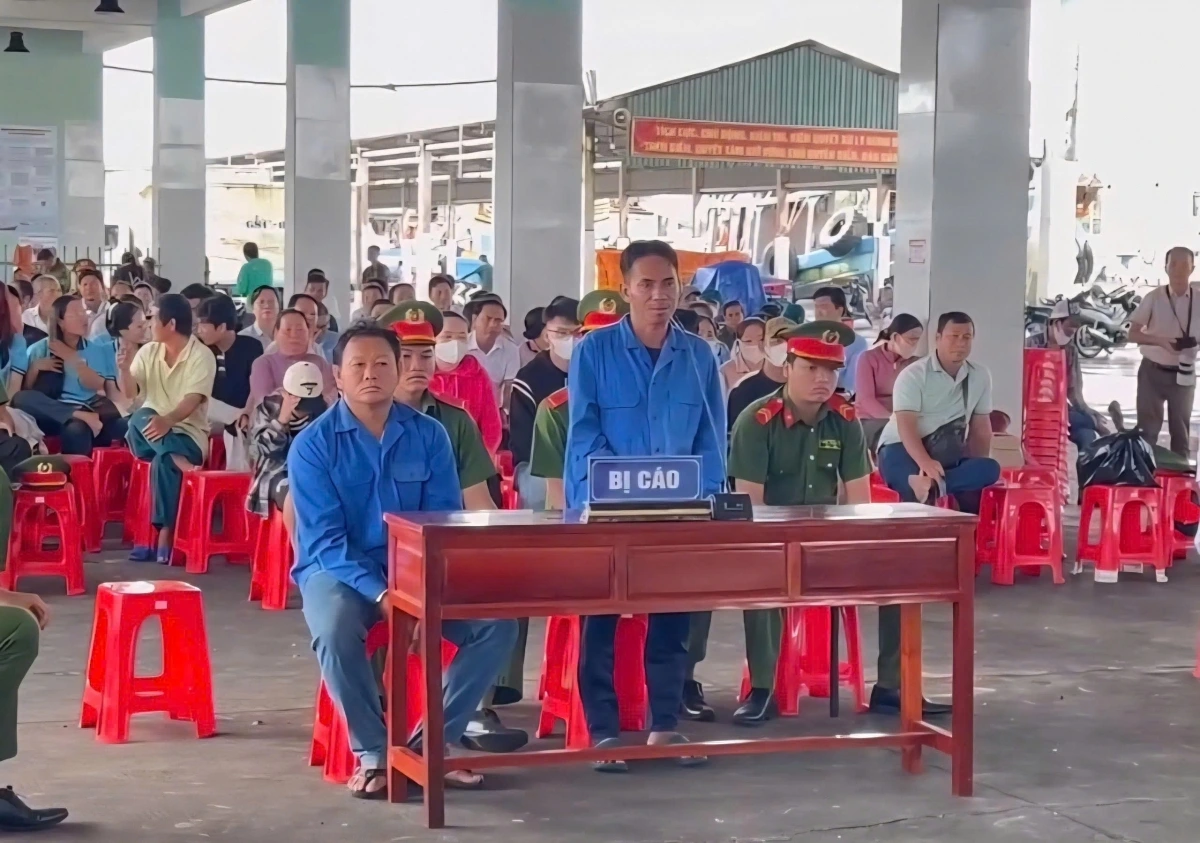 Quang cảnh phiên phiên xét xử