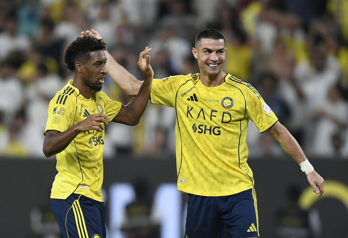 Ronaldo cán mốc 949 bàn thắng trong sự nghiệp (Ảnh: Reuters).