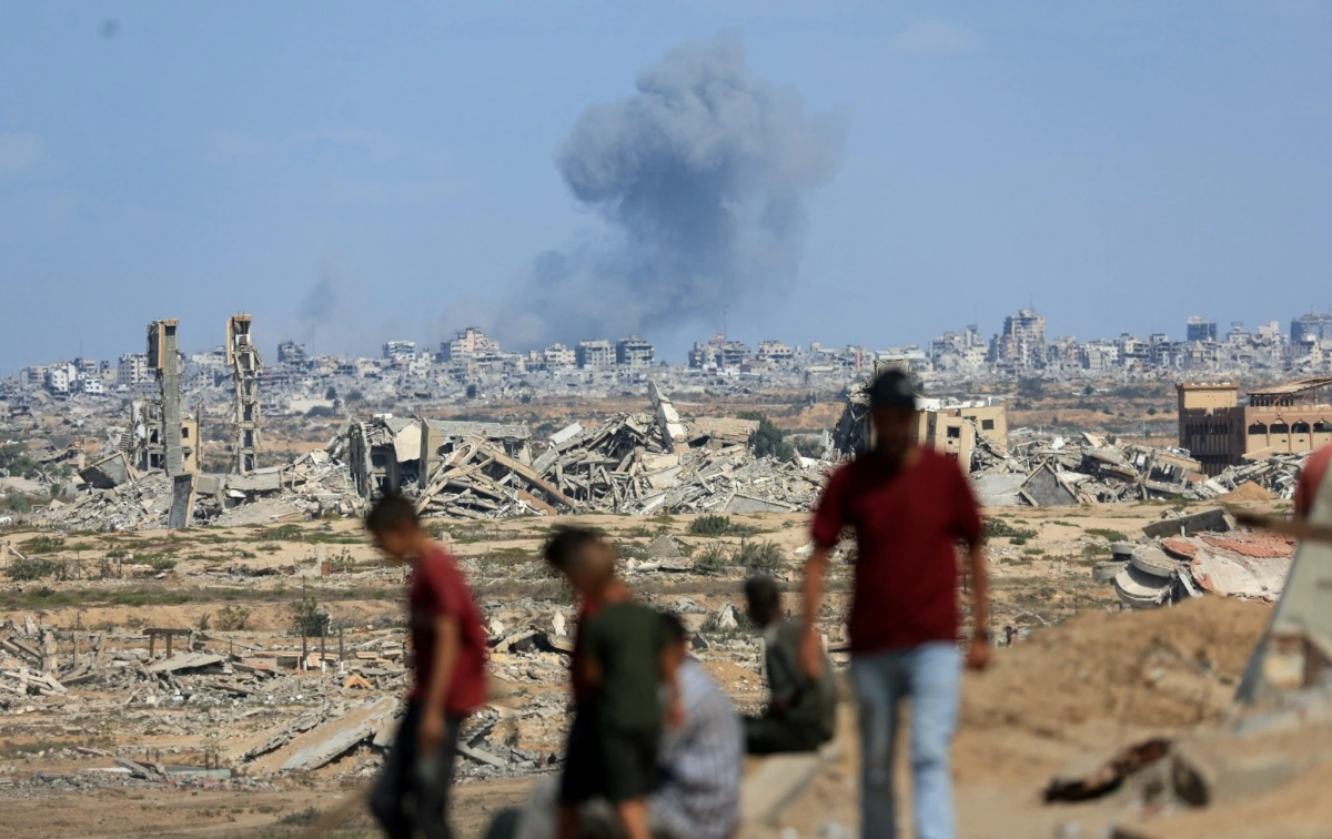 Khói bốc lên sau cuộc tấn công quân sự của Israel vào Gaza. Nguồn: Reuters