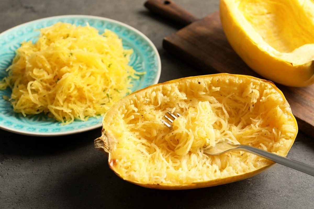 Bí sợi mì có nhiều lợi ích sức khỏe đáng kinh ngạc. Ảnh: Food Coach