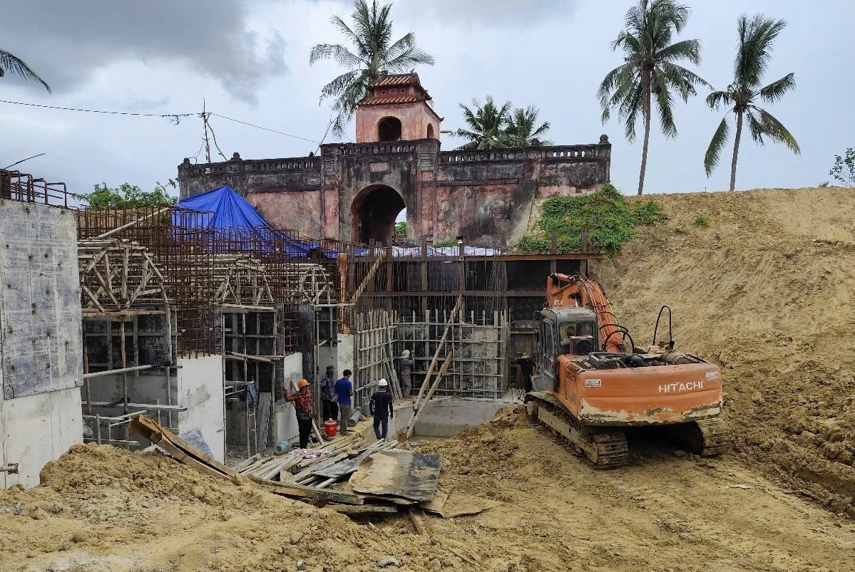 Thi công dự án trùng tu Thành cổ Diên Khánh, tỉnh Khánh Hòa