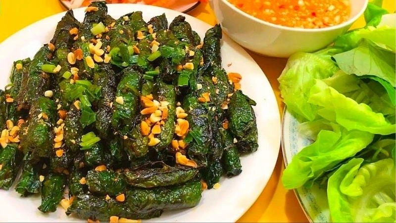  Bò nướng lá lốt là món ăn dân dã và hấp dẫn