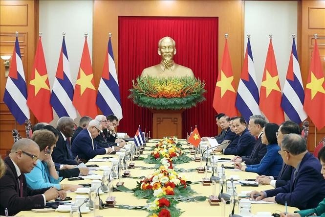 Tổng Bí thư Tô Lâm tiếp Chủ tịch Quốc hội Chính quyền nhân dân và Hội đồng Nhà nước Cuba Esteban Lazo Hernández sang thăm chính thức Việt Nam. (Ảnh: TTXVN)