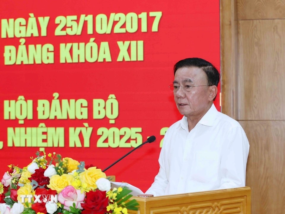 Ủy viên Bộ Chính trị, Thường trực Ban Bí thư, Bí thư Đảng ủy các cơ quan Đảng Trung ương Trần Cẩm Tú phát biểu chỉ đạo tại hội nghị. Ảnh TTXVN